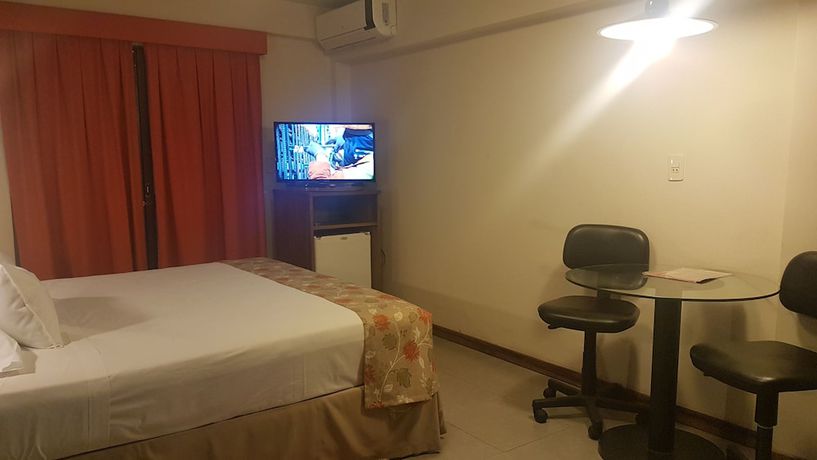 Imagen de la habitación del Hotel Amalfi, Asunci&oacute;n. Foto 10