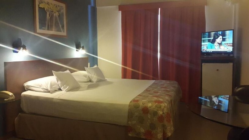 Imagen de la habitación del Hotel Amalfi, Asunci&oacute;n. Foto 13