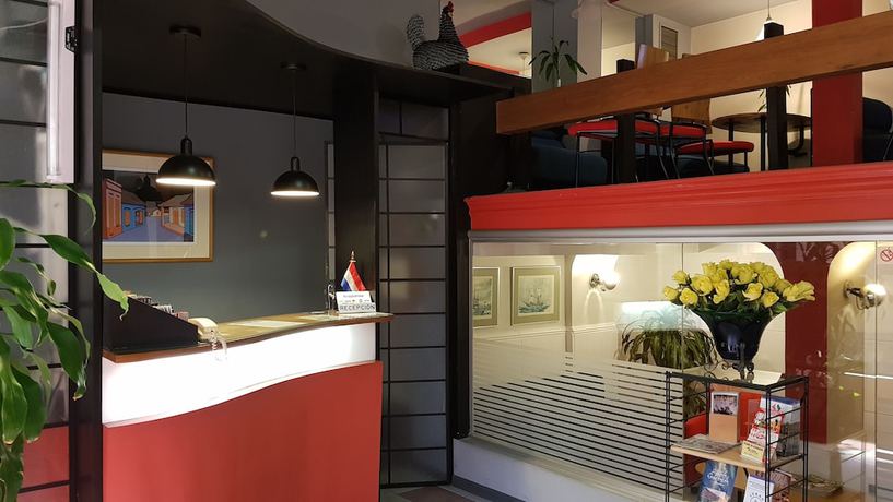 Imagen de los interiores del Hotel Amalfi, Asunci&oacute;n. Foto 20