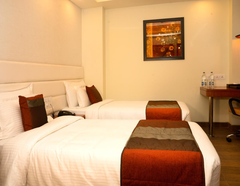 Imagen general del Hotel Amalfi Grand, Patna. Foto 10