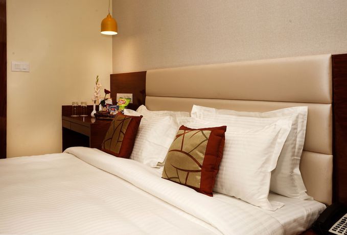 Imagen de la habitación del Hotel Amalfi Grand, Patna. Foto 5