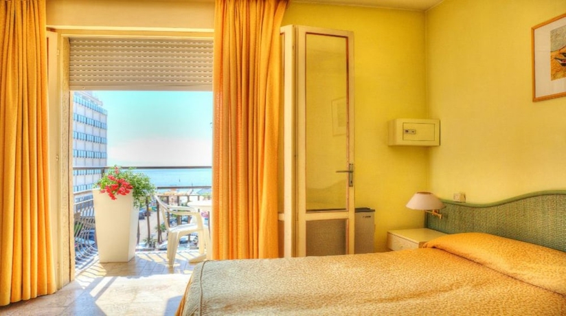 Imagen de la habitación del Hotel Amalfi, Lido Di Jesolo. Foto 6