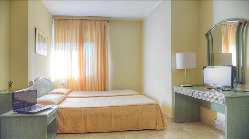 Imagen de la habitación del Hotel Amalfi, Lido Di Jesolo. Foto 16