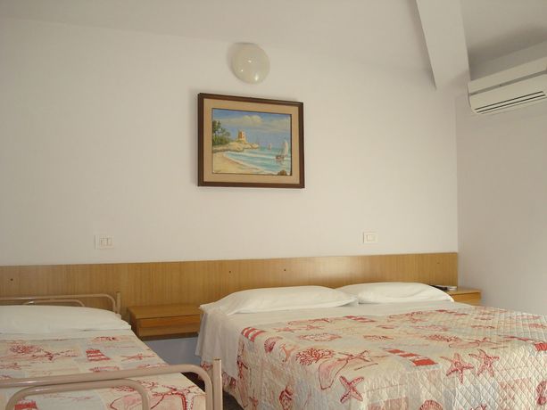 Imagen de la habitación del Hotel Amalfi, Rimini. Foto 15