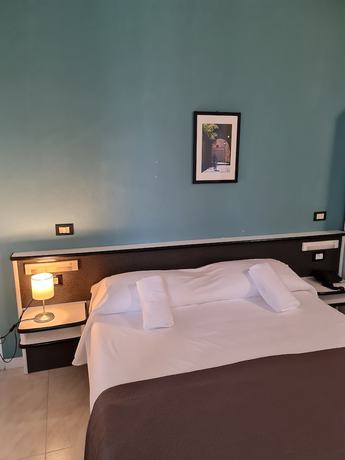 Imagen de la habitación del Hotel Amalfitana. Foto 8