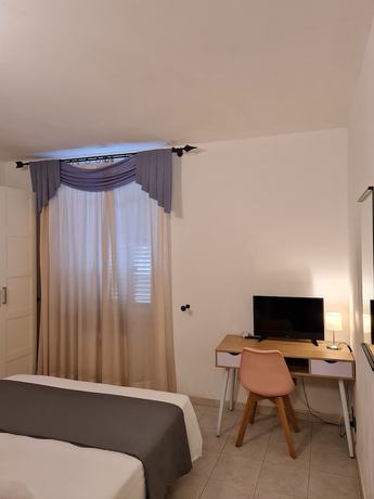 Imagen de la habitación del Hotel Amalfitana. Foto 19