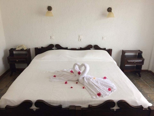 Imagen de la habitación del Hotel Amalia, Aloupi. Foto 6