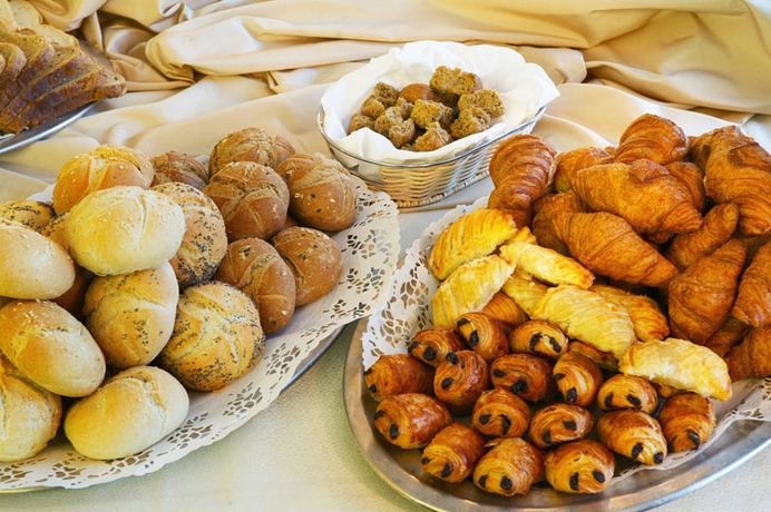 Imagen del bar/restaurante del Hotel Amalia Athens. Foto 2