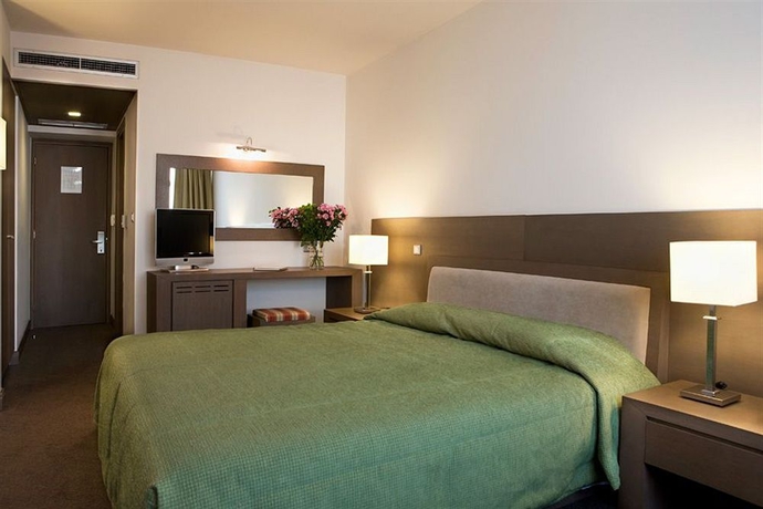 Imagen de la habitación del Hotel Amalia Athens. Foto 11