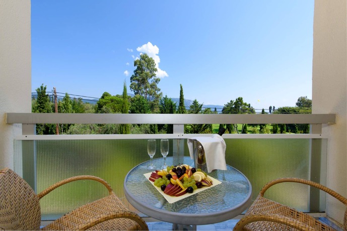 Imagen de los exteriores del Hotel Amalia, Dassia. Foto 5