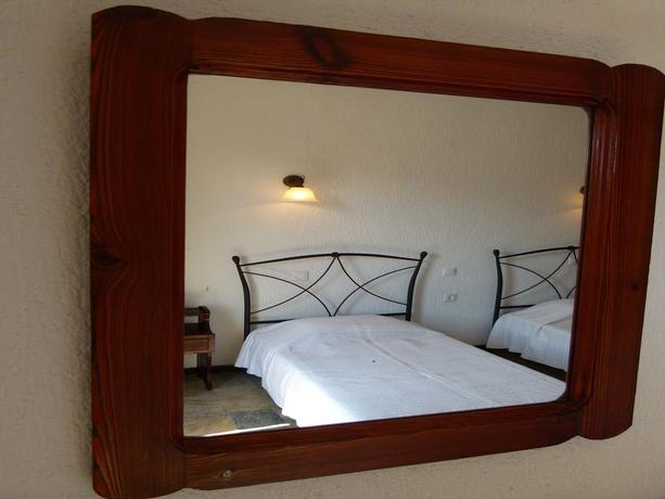 Imagen de la habitación del Hotel Amalia II. Foto 4