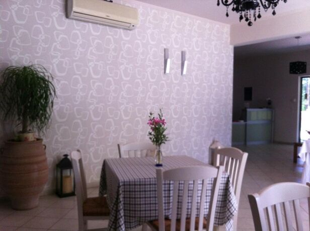 Imagen general del Hotel Amalia, Kalogria. Foto 3