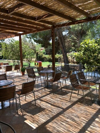 Imagen de la habitación del Hotel Amalia, Kalogria. Foto 32