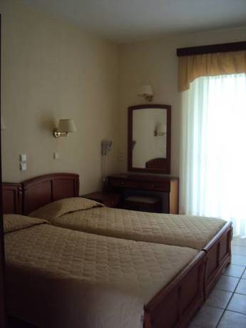 Imagen de la habitación del Hotel Amalia, Paleo Tsifliki. Foto 5