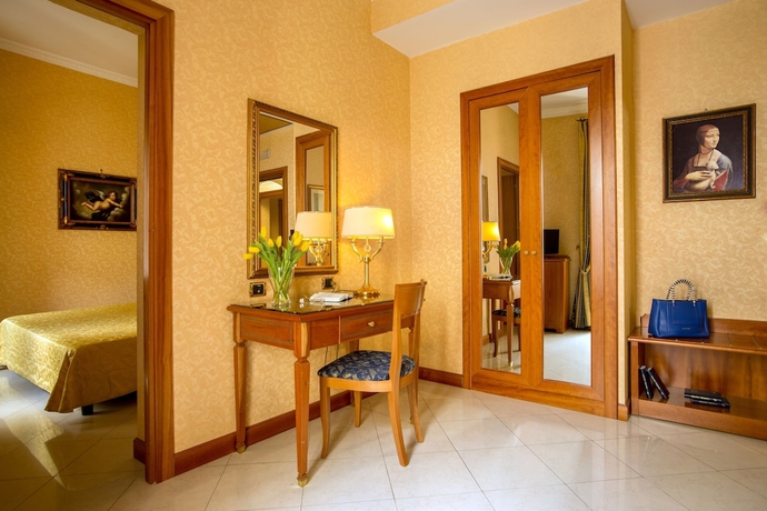 Imagen de la habitación del Hotel Amalia Vaticano. Foto 5