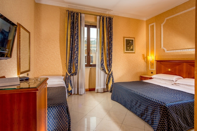 Imagen de la habitación del Hotel Amalia Vaticano. Foto 7