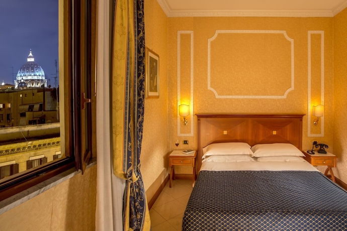 Imagen de la habitación del Hotel Amalia Vaticano. Foto 8