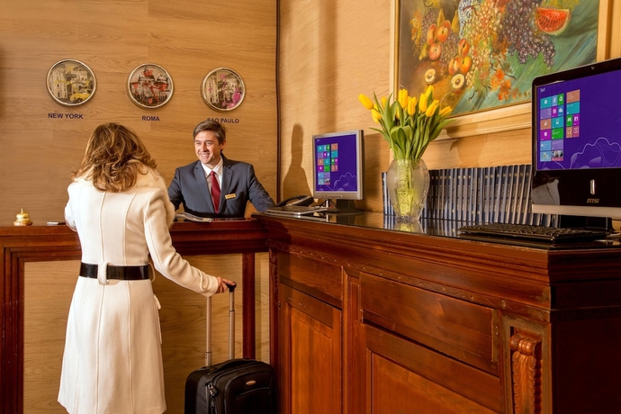 Imagen de los interiores del Hotel Amalia Vaticano. Foto 19