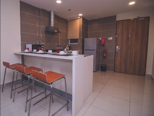 Imagen de la habitación del Hotel Aman Hills. Foto 14