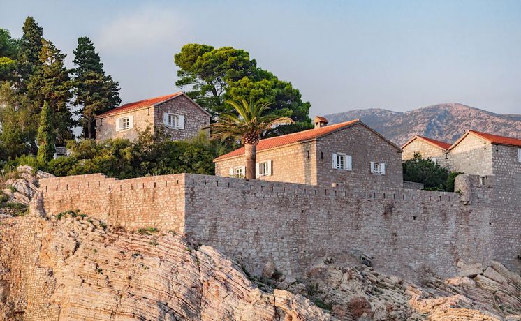 Imagen de la habitación del Hotel Aman Sveti Stefan. Foto 20
