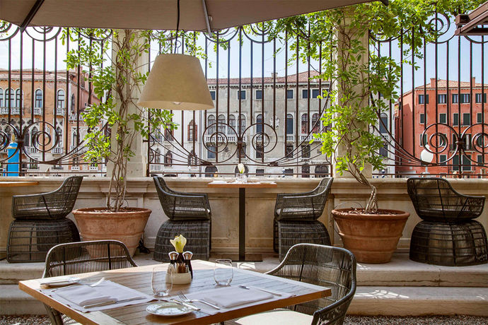 Imagen del bar/restaurante del Hotel Aman Venice. Foto 5