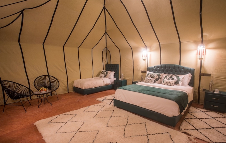 Imagen de la habitación del Hotel Amanar Khaimas Desert Camp. Foto 2