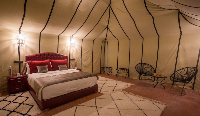 Imagen de la habitación del Hotel Amanar Khaimas Desert Camp. Foto 7