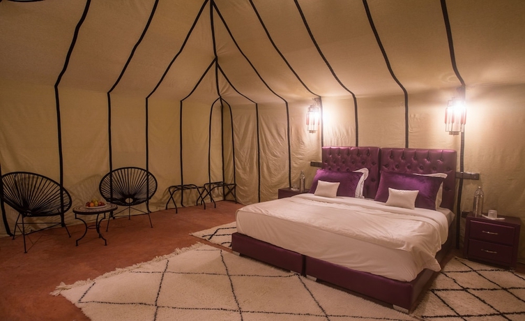 Imagen de la habitación del Hotel Amanar Khaimas Desert Camp. Foto 9