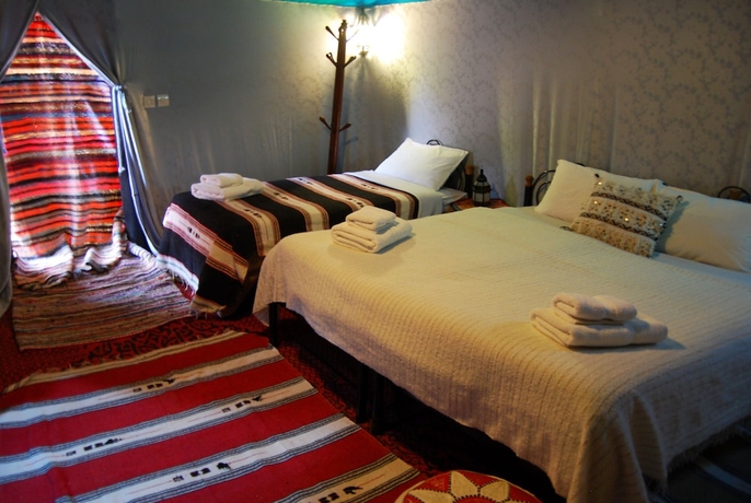 Imagen de la habitación del Hotel Amanar Khaimas Desert Camp. Foto 11