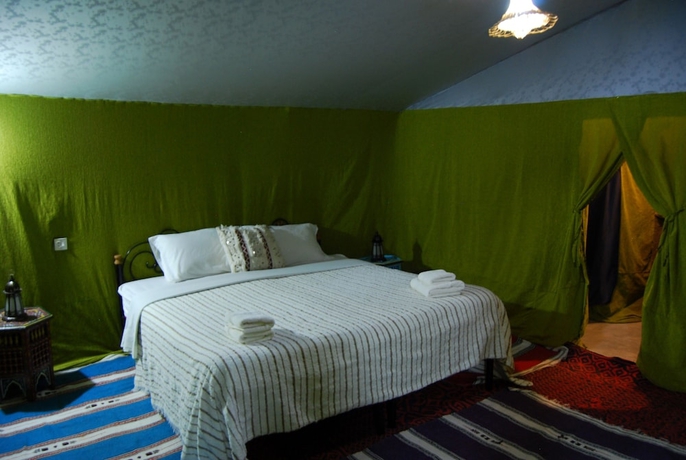 Imagen de la habitación del Hotel Amanar Khaimas Desert Camp. Foto 12