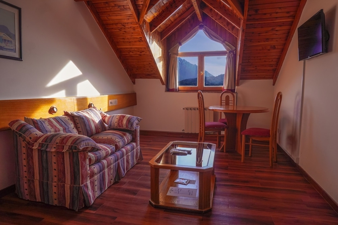 Imagen de la habitación del Hotel Amancay. Foto 13