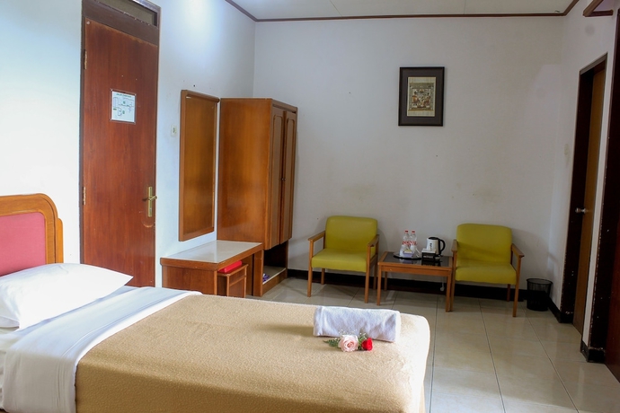 Imagen de la habitación del Hotel Amanda Hills Bandungan. Foto 12