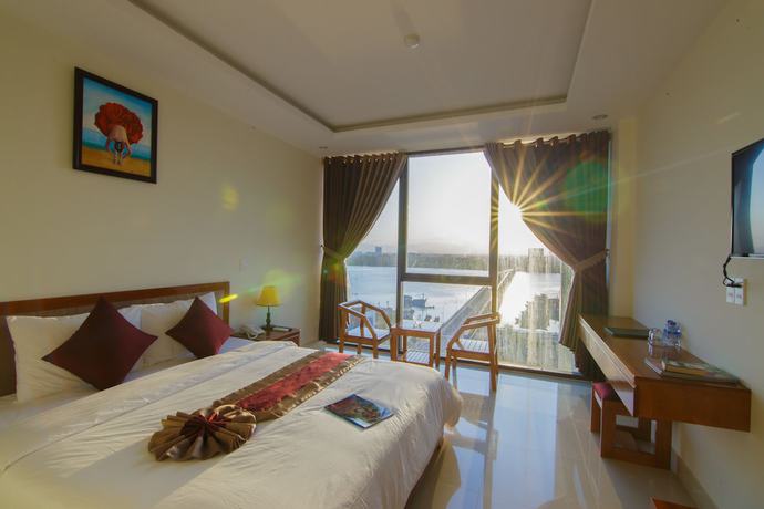 Imagen de la habitación del Hotel Amanda Quang Binh. Foto 15