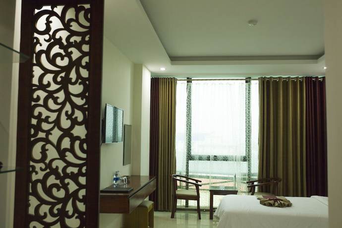 Imagen de la habitación del Hotel Amanda Quang Binh. Foto 17