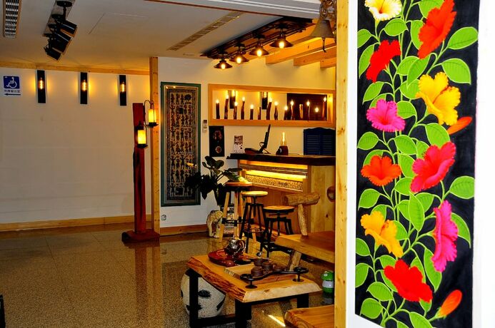 Imagen de los interiores del Hotel Amando Inn. Foto 20