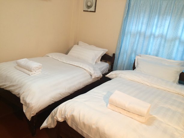 Imagen de la habitación del Hotel Amandra Villa. Foto 17