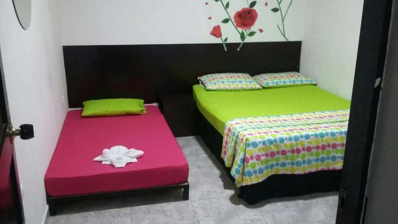 Imagen general del Hotel Amanecer La 27. Foto 2