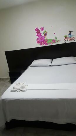 Imagen de la habitación del Hotel Amanecer La 27. Foto 8