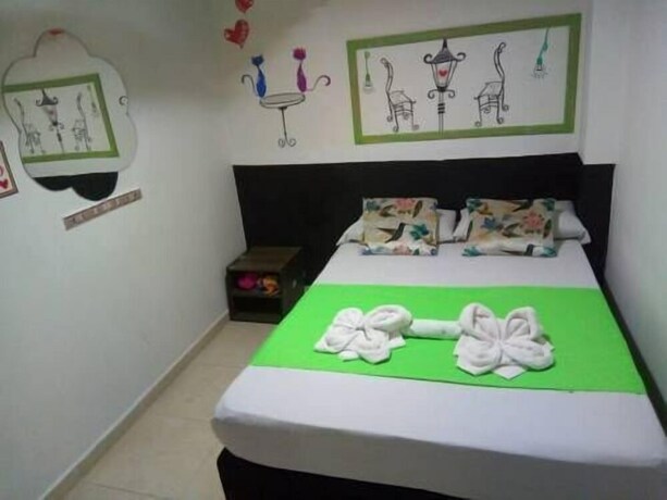 Imagen de la habitación del Hotel Amanecer La 27. Foto 9