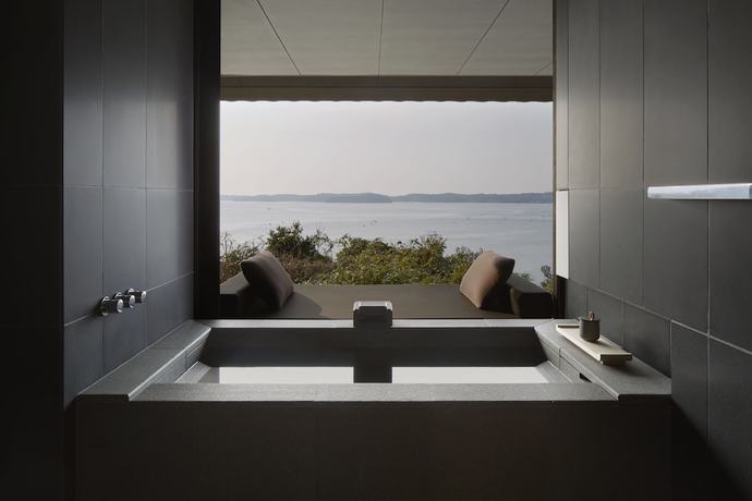 Imagen de la habitación del Hotel Amanemu. Foto 4