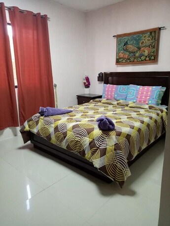 Imagen de la habitación del Hotel Amanentez Olongapo. Foto 23