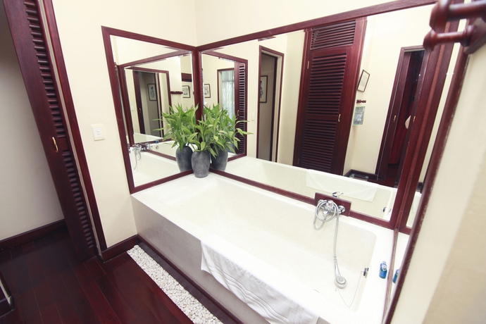 Imagen de la habitación del Hotel Amanjaya Pancam Suites. Foto 9