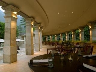 Imagen del bar/restaurante del Hotel Amanjiwo. Foto 5