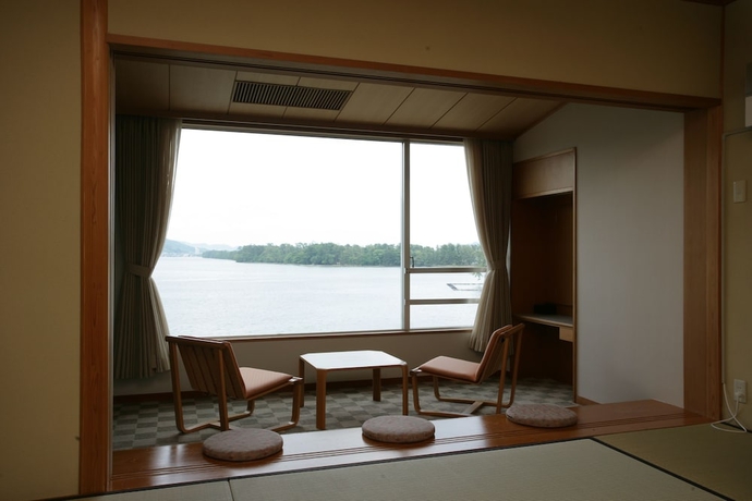 Imagen de la habitación del Hotel Amanohashidate. Foto 16