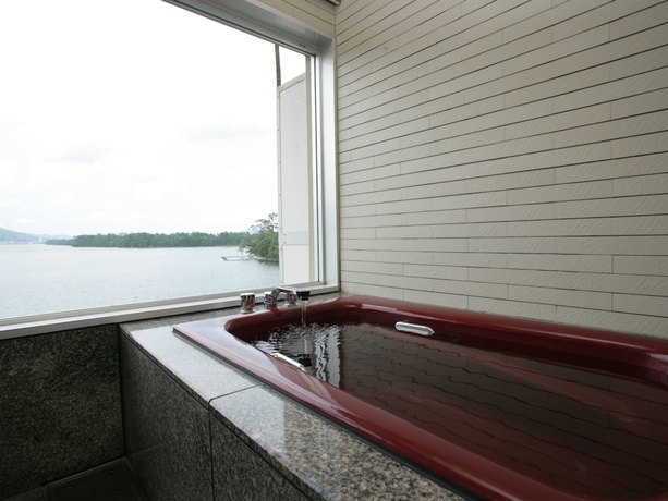 Imagen de la habitación del Hotel Amanohashidate. Foto 17