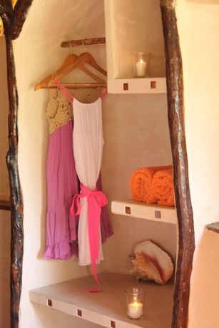 Imagen de la habitación del Hotel Amansala. Foto 13