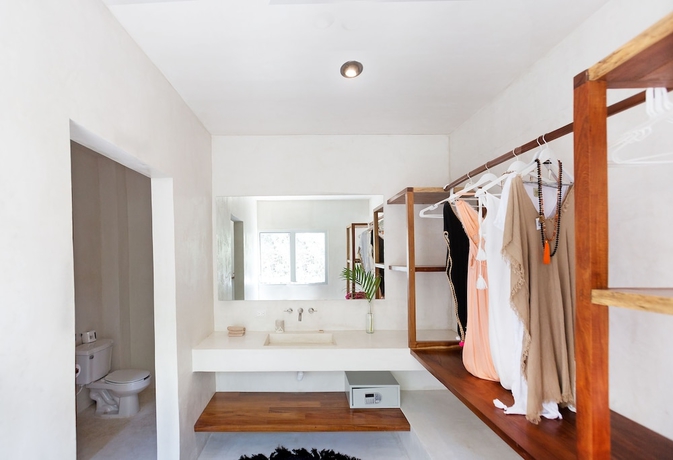 Imagen de la habitación del Hotel Amansala Pueblo. Foto 11
