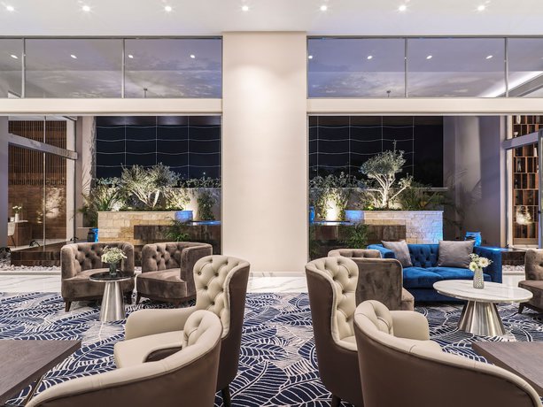 Imagen del bar/restaurante del Hotel Amanti, MadeForTwo Hotels – Ayia Napa. Foto 7