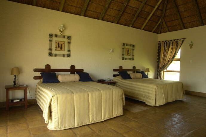 Imagen de la habitación del Hotel Amanzingwe Lodge Conference Centre and Spa. Foto 30