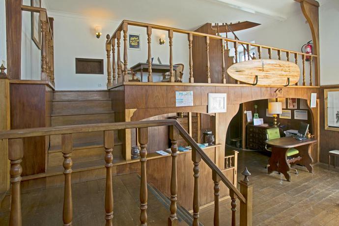 Imagen de los interiores del Hotel Amar Hostel, Suites and Surf Camp. Foto 14